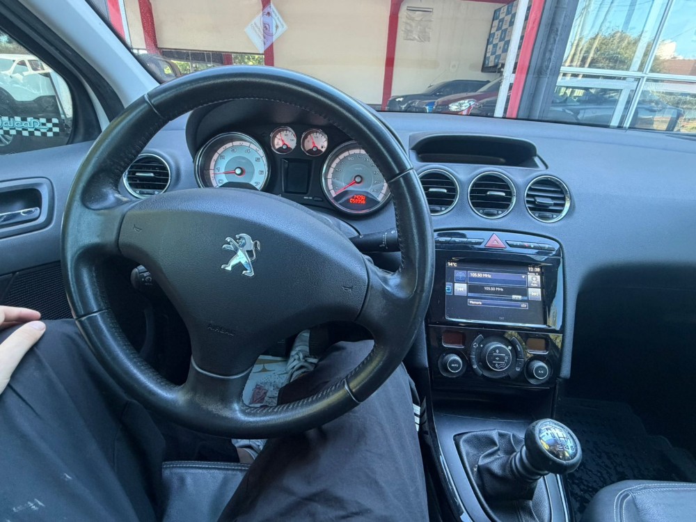 Peugeot 408 allure thp — foto 7